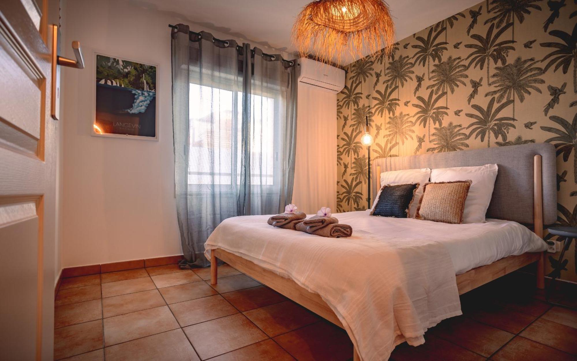 Tropicocoon Appart' En Plein Centre Ville Saint Pierre Buitenkant foto